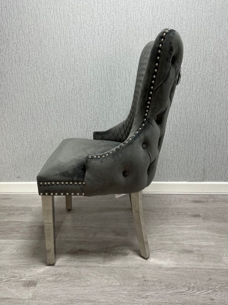 Victoria Knocker Velvet Chair